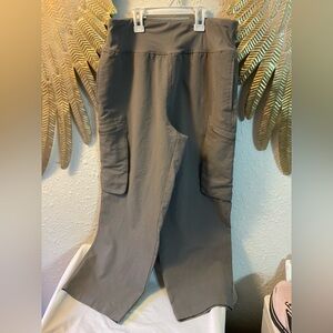 Sage Collective Joggers Capri lounge pants pull on yoga pants size medium